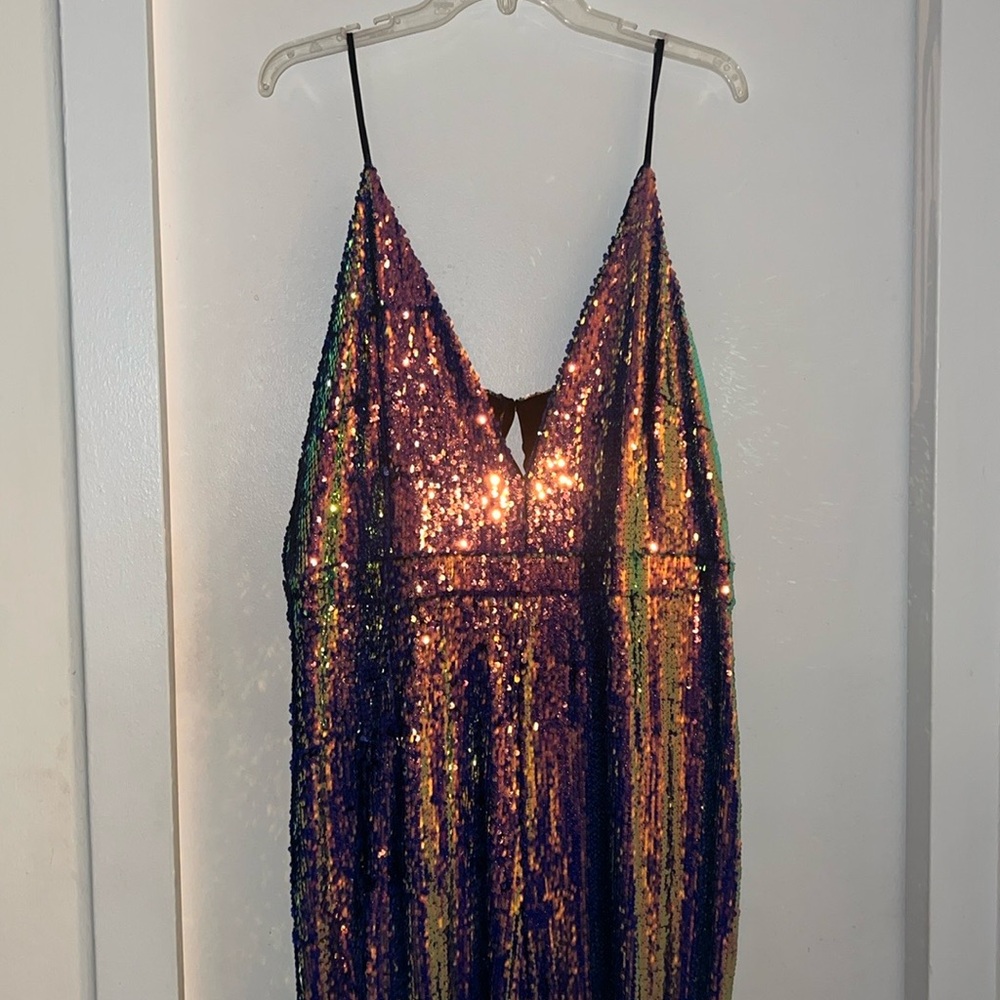 NWT stunning sequins jumpsuit - Picture 4 of 13